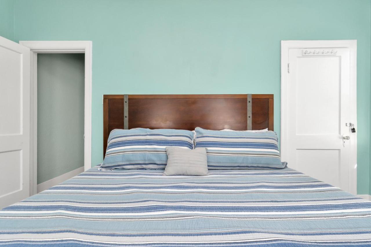 Cozy Historic Galveston House-8 Min Walk To Beach! Extérieur photo