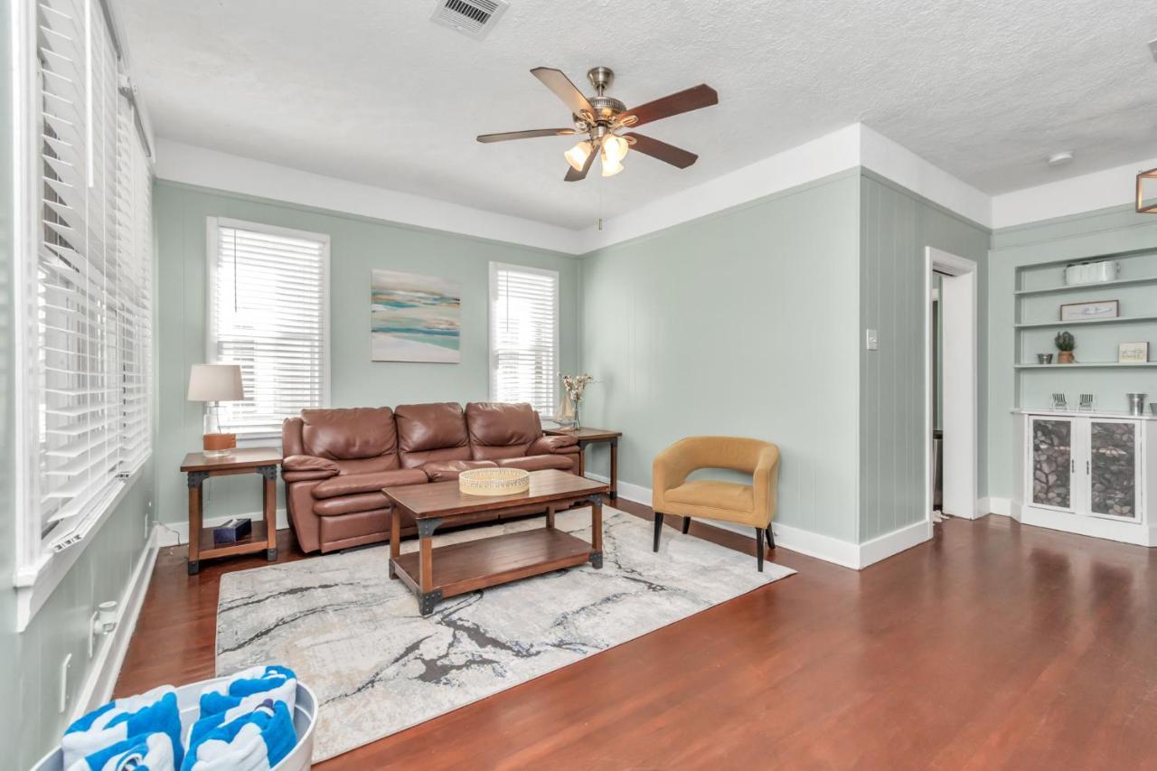 Cozy Historic Galveston House-8 Min Walk To Beach! Extérieur photo